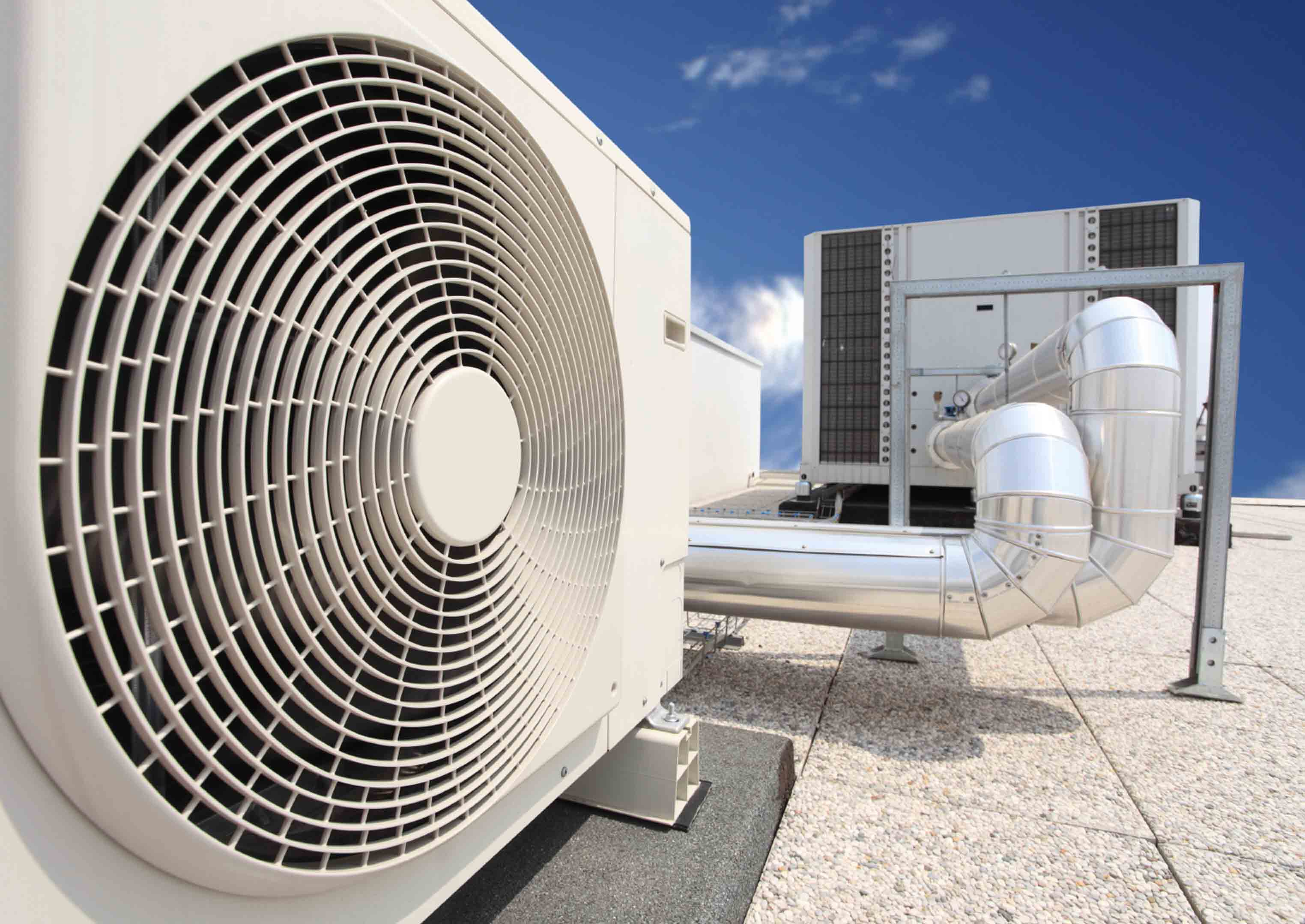 Отопительная вентиляция. HVAC система вентиляции и кондиционирования. Система вентиляции Air Ventilation. Промышленный кондиционеры Carrier. Внешний блок приточно-вытяжной вентиляции.
